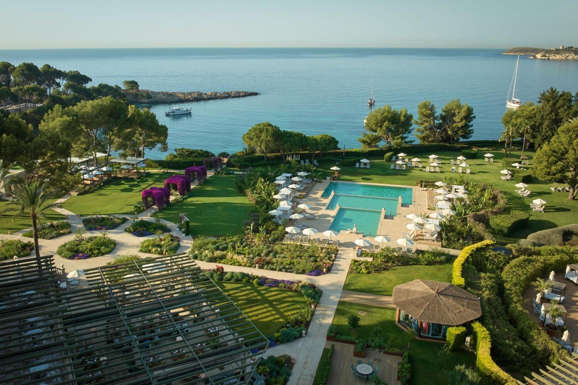 The St. Regis Mardavall Mallorca Station touristique