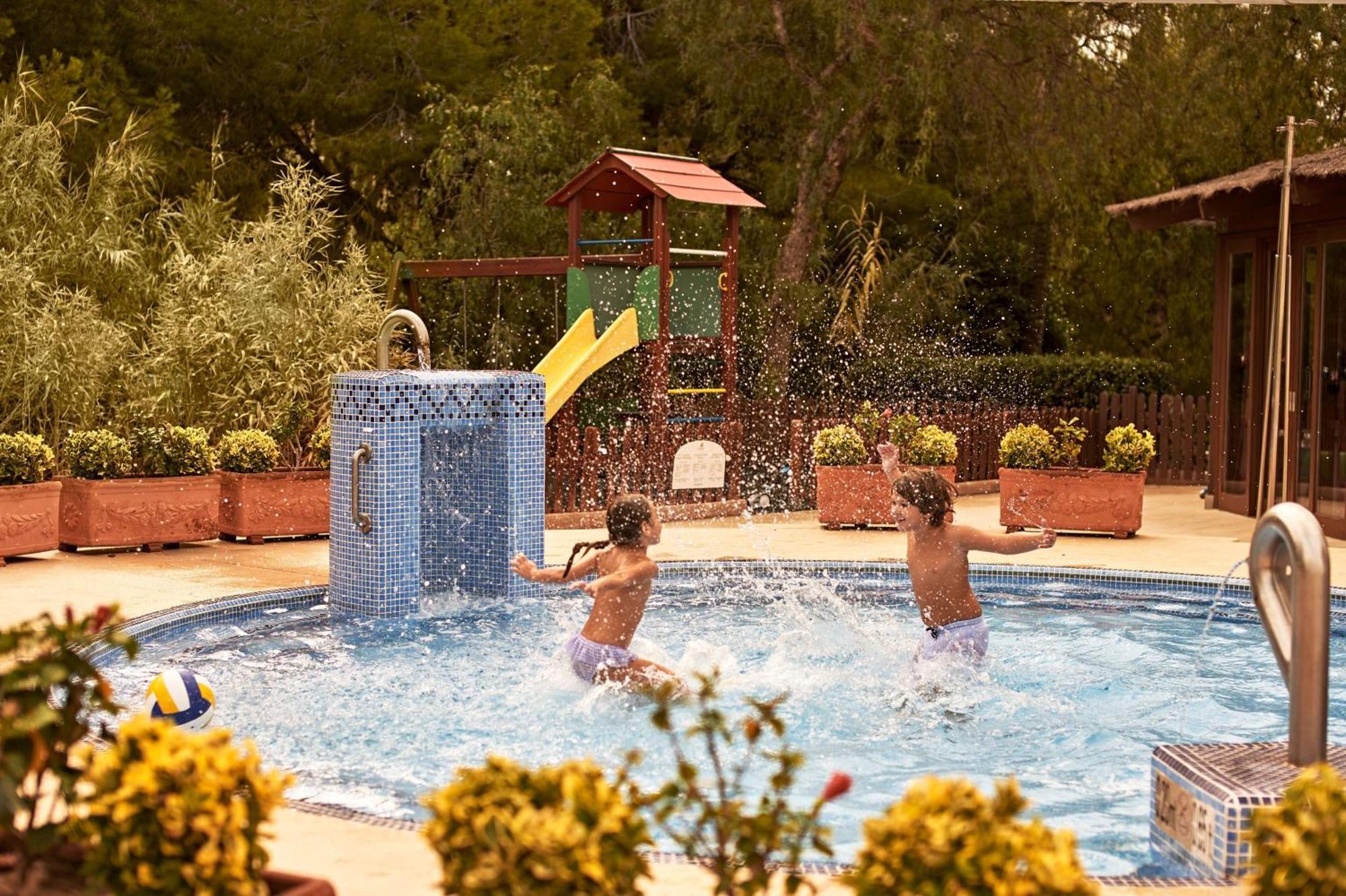 Resort The St. Regis Mardavall Mallorca